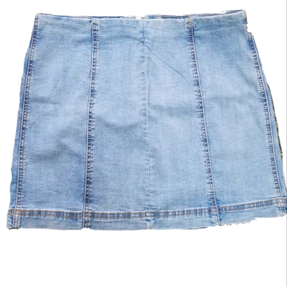 Forever 21 denim mini skirt! Sz 31 - Picture 1 of 6
